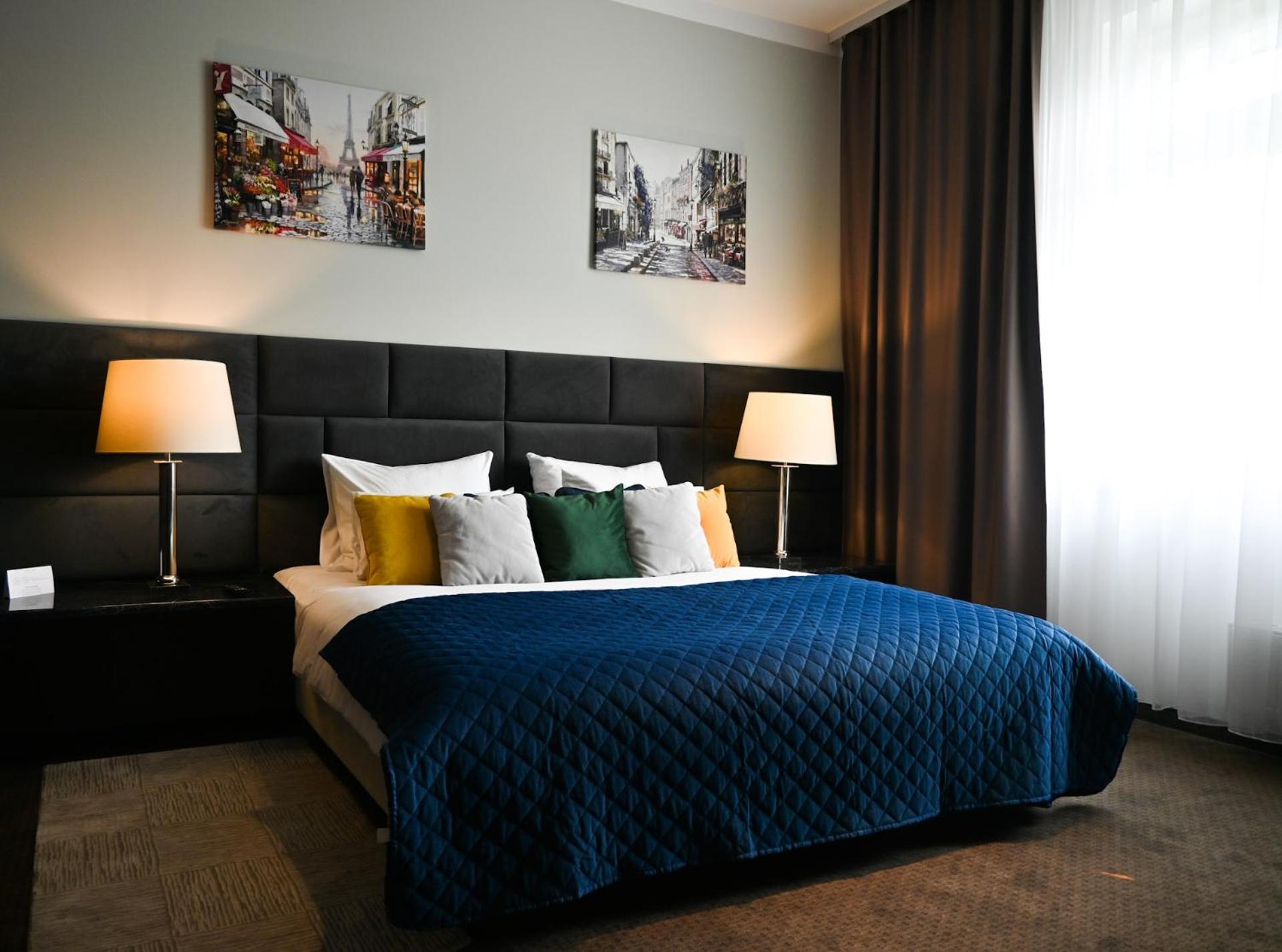 Vestil Hotel Piotrków Trybunalski Exteriör bild